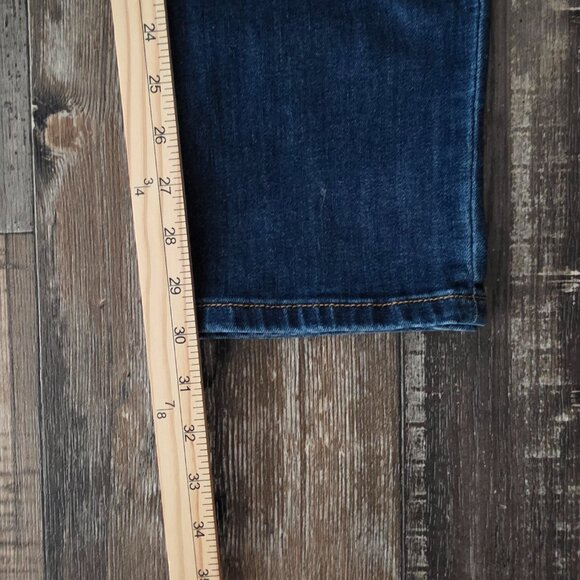 Judy Blue Straight Fit Mid Rise Woman's Blue Jeans Size 11/30 - Picture 7 of 8